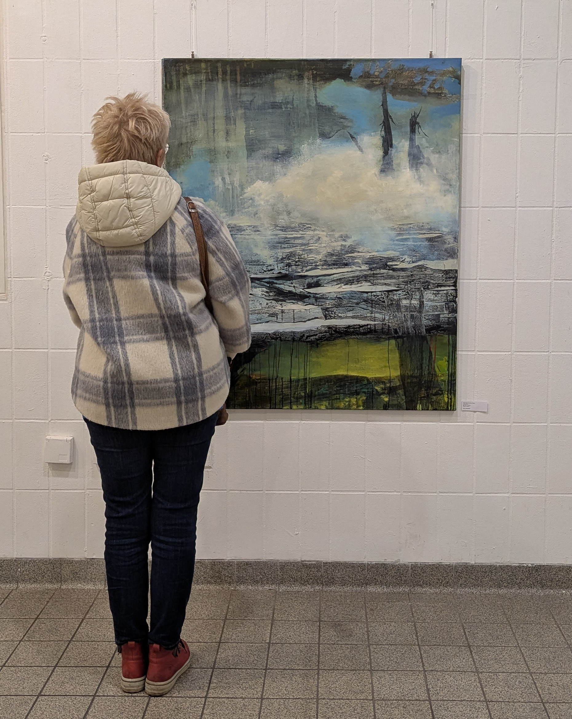 Paderborner Wintersalon 2025: Mein Gemälde></p>
<h2>fünf vor zwölf, Korbmachermuseum Dalhausen, 28.09. bis 26.10.2025</h2>
<p>Neben weiteren Künstlern präsentieren Heiner und Frank
Hussong noch einmal Teile ihrer mittlerweile 650 Exemplare umfassenden
Holzpostkartensammlung, in der internationale, nationale und auch regionale
KünstlerInnen vertreten sind. Die 80 jüngsten Werke sind in dieser Ausstellung
zu sehen.<br>
Meine Postkarte "Das Rot hätte nicht auf den Klotz
gepasst" ist dort auch zu sehen.</p>
<p><img src=